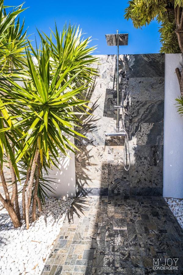 LA VILLA ROSAYA - Piscine Jacuzzi Saint Pierre Exterior foto