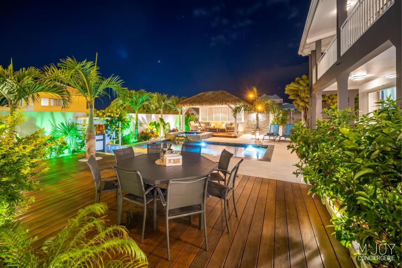 LA VILLA ROSAYA - Piscine Jacuzzi Saint Pierre Exterior foto
